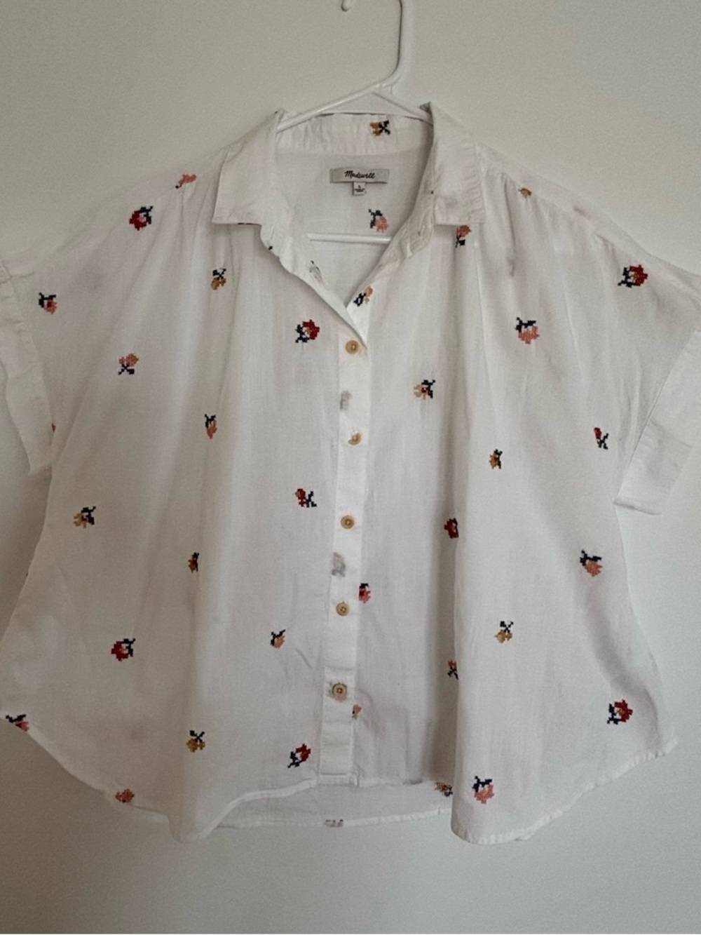 Madewell White Cropped Button-Down Top with Multicolor Floral Embroidery